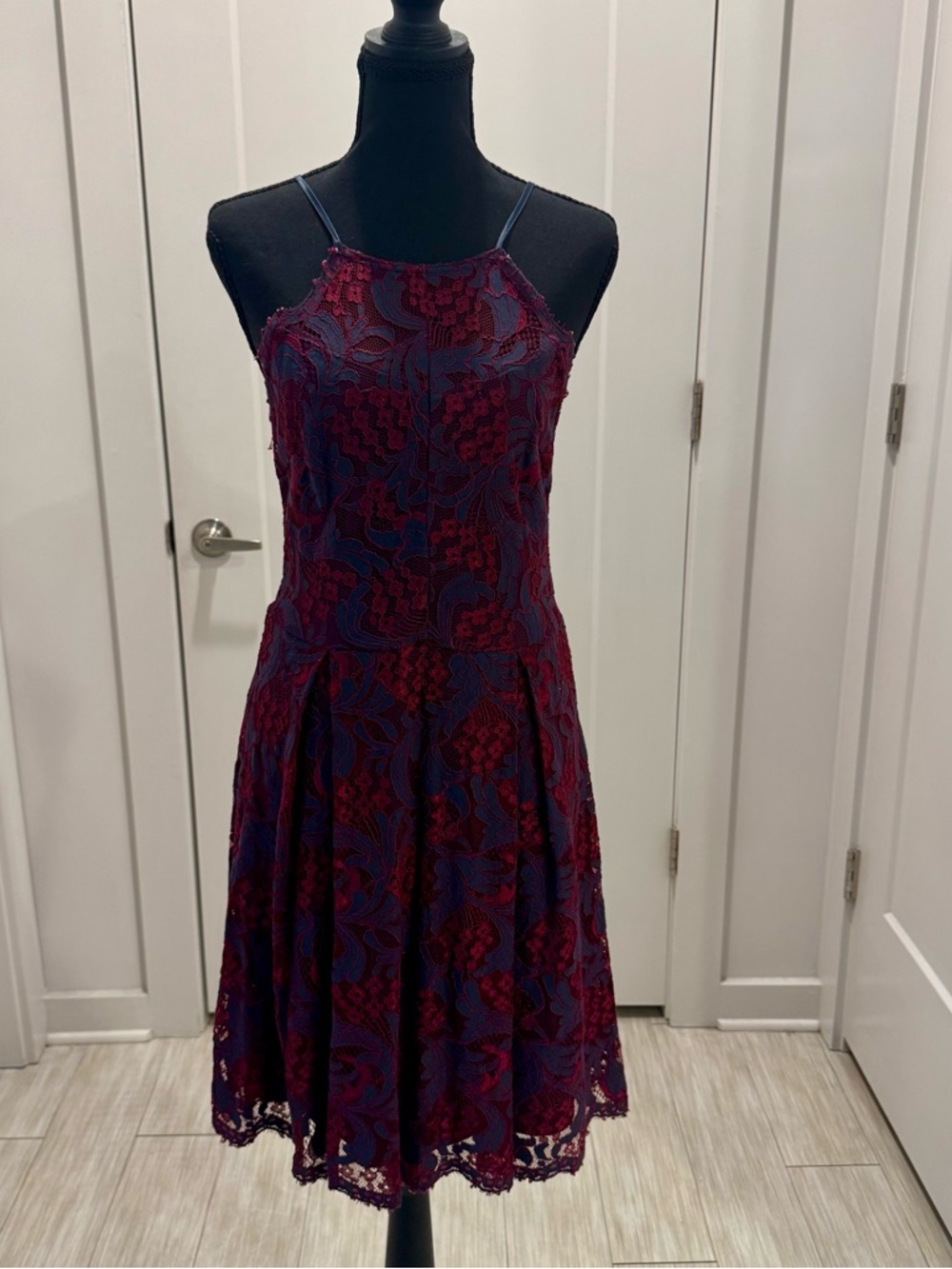 Francesca's Collections Burgundy & Navy Lace Midi Dress